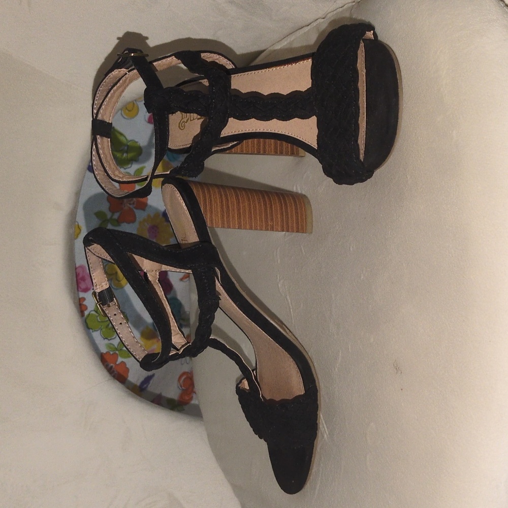 Brash Black heels